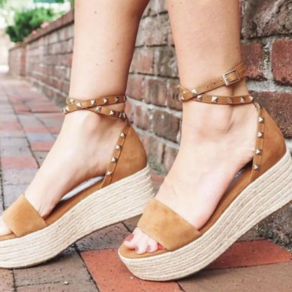 Marc Fisher Jazlyn Light Brown Wedge Shoes